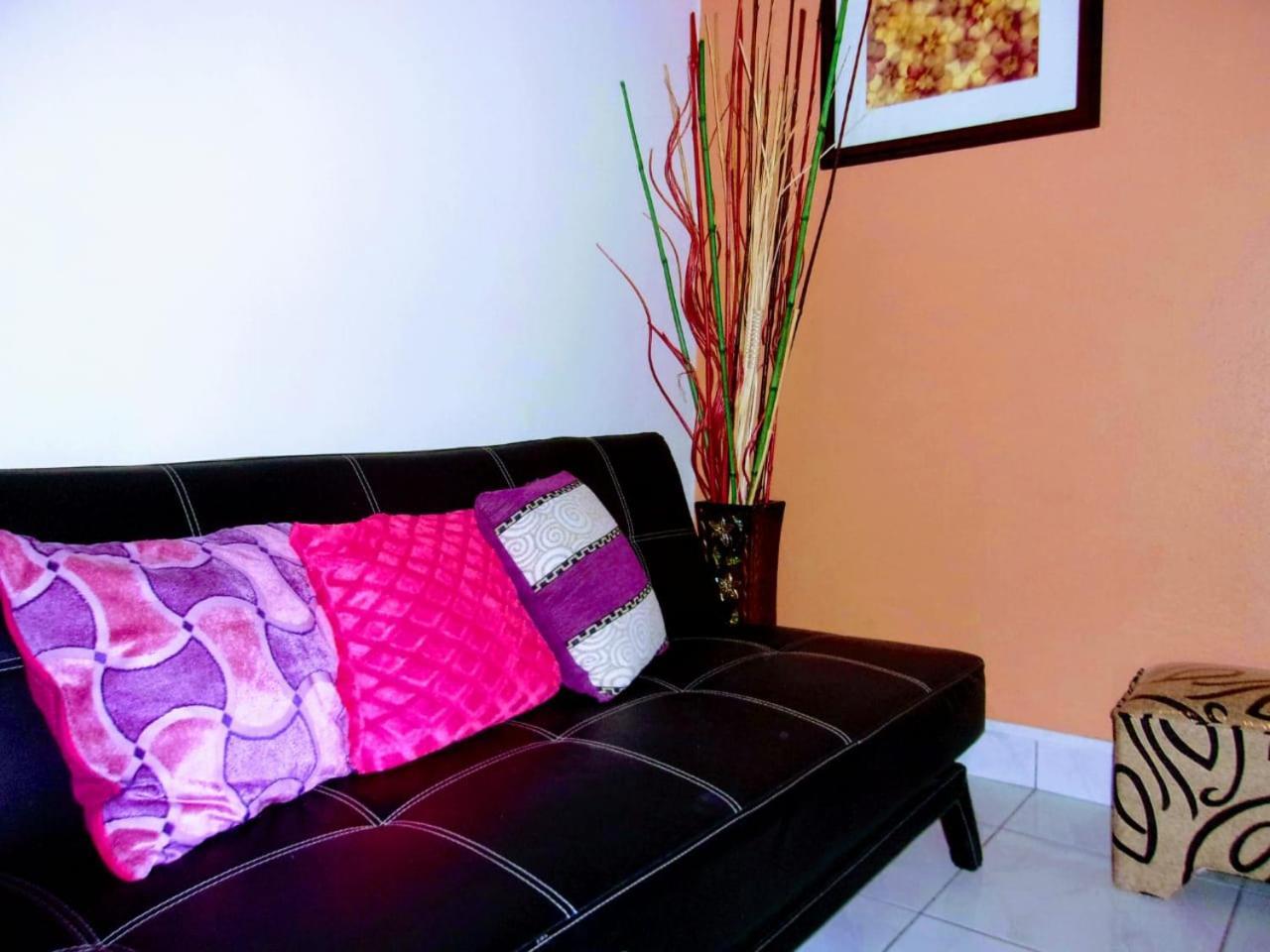 Central Oaklands Kingston Apt Екстериор снимка